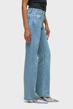 Load image into Gallery viewer, Hudson Rosie High-Rise Wide Leg in Oak
