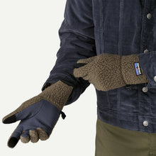 Load image into Gallery viewer, Patagonia Retro Pile Fleece Gloves - Marlow Brown
