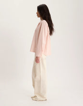 Load image into Gallery viewer, Noa Cotton Top White Pink
