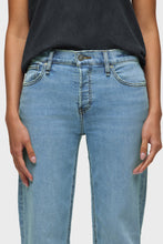 Load image into Gallery viewer, Hudson Rosie High-Rise Wide Leg in Oak

