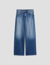 Load image into Gallery viewer, AG Adria Low-Rise Wide Leg Jean
