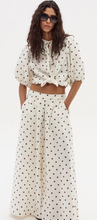 Load image into Gallery viewer, Bubble Linen Shirt
